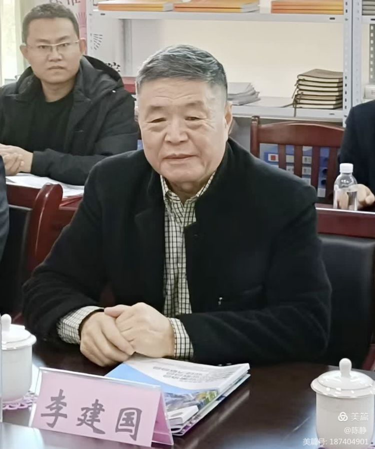 1737095830205909.jpg 4.jpg